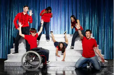 Chris Colfer, Amber Riley, Lea Michele, Jenna Ushkowitz, Cory Monteith and Kevin McHale On Glee 