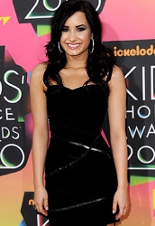 Demi Lovato - Ebony Hued Haire