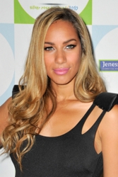 Leona Lewis Trades Blonde Natural Curls For Bone Straight Brunette Long Hair