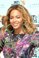 Beyonce With Golden Blonde Hair