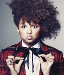 Rachel Crow With Natural Curls On X Factor - Round Face Shape