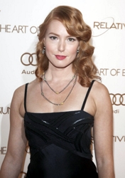 Alicia Witt With Chestnut Red Hair Color