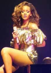 Rihanna Performance