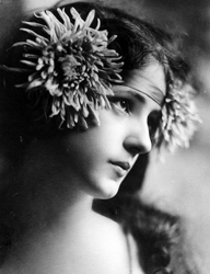 Evelyn Nesbitt Floral Headband - Wikipedia.com