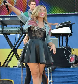 Demi Lovato Performing Good Morning America, Summer Concert Event 2012 - Wikipedia.com - All Rights Reserved