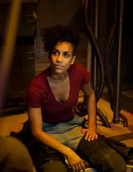 THE EXPANSE -- "Retrofit" Episode 106 -- Pictured: Dominique Tipper as Naomi Nagata -- (Photo by: Rafy/Syfy) - 2014 Syfy Media, LLC 