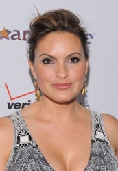 Mariska Hargitay Hairline Pompadour