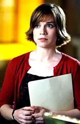 Renee Felice Smith With Chin Length Short Bob