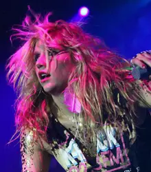 Ke$ha performing at Dartmouth College in 2010 - Wikipedia