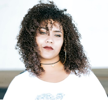 Fine-tuning Fine Curly Hair - Sabrina May - On Unsplash - All Rights Reserved