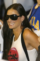 Demi Moore Claims To Use Honey To Erase Wrinkles Naturally