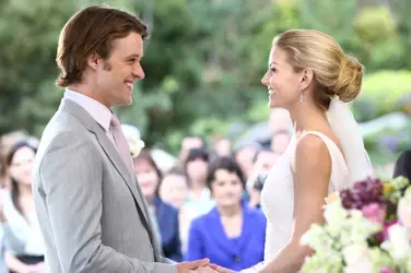 Chase & Cameron Get Married On House Episode - May 2009