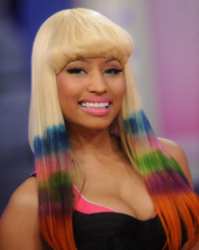 Nicki Minaj Hot Hair How To - Platinum Blonde Wig With Dip Dye Layers